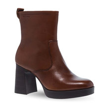 Γυναικεία Δερμάτινα Μποτάκια Tamaris 1-25324-45 311