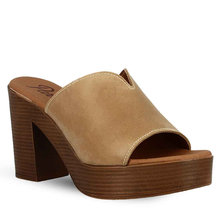 Γυναικεία Δερμάτινα Ψηλά Mule Parex 13025007