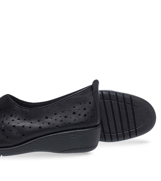 Womens Leather Slip On Shoes Flex & Go 12929006