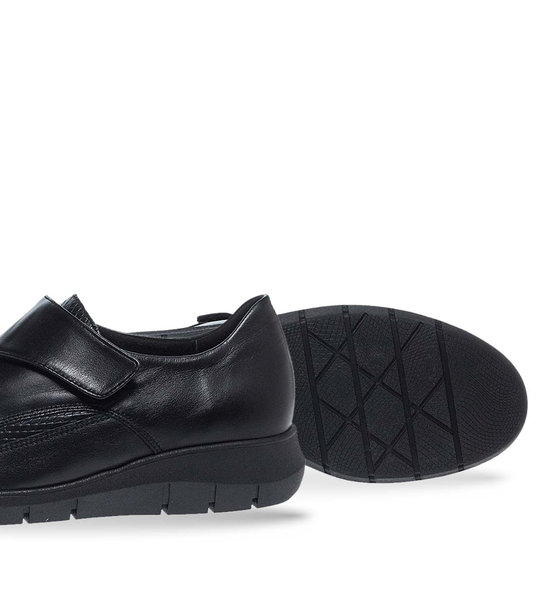 Γυναικεία Δερμάτινα Slip On Parex 10530057