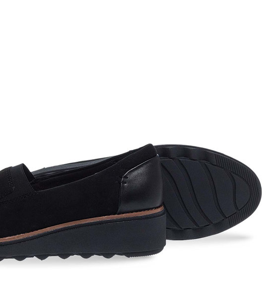 Γυναικεία Δερμάτινα Slip On Παπούτσια Clarks 26155819