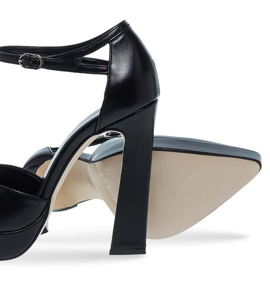 Womens Leather Sandals Maison Minrelle 11633405