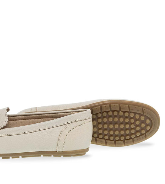 Γυναικεία Δερμάτινα Μοκασίνια Clarks 26186932