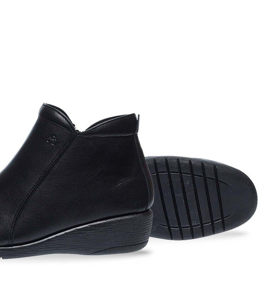 Γυναικεία Δερμάτινα Μποτάκια Flex & Go 10326031